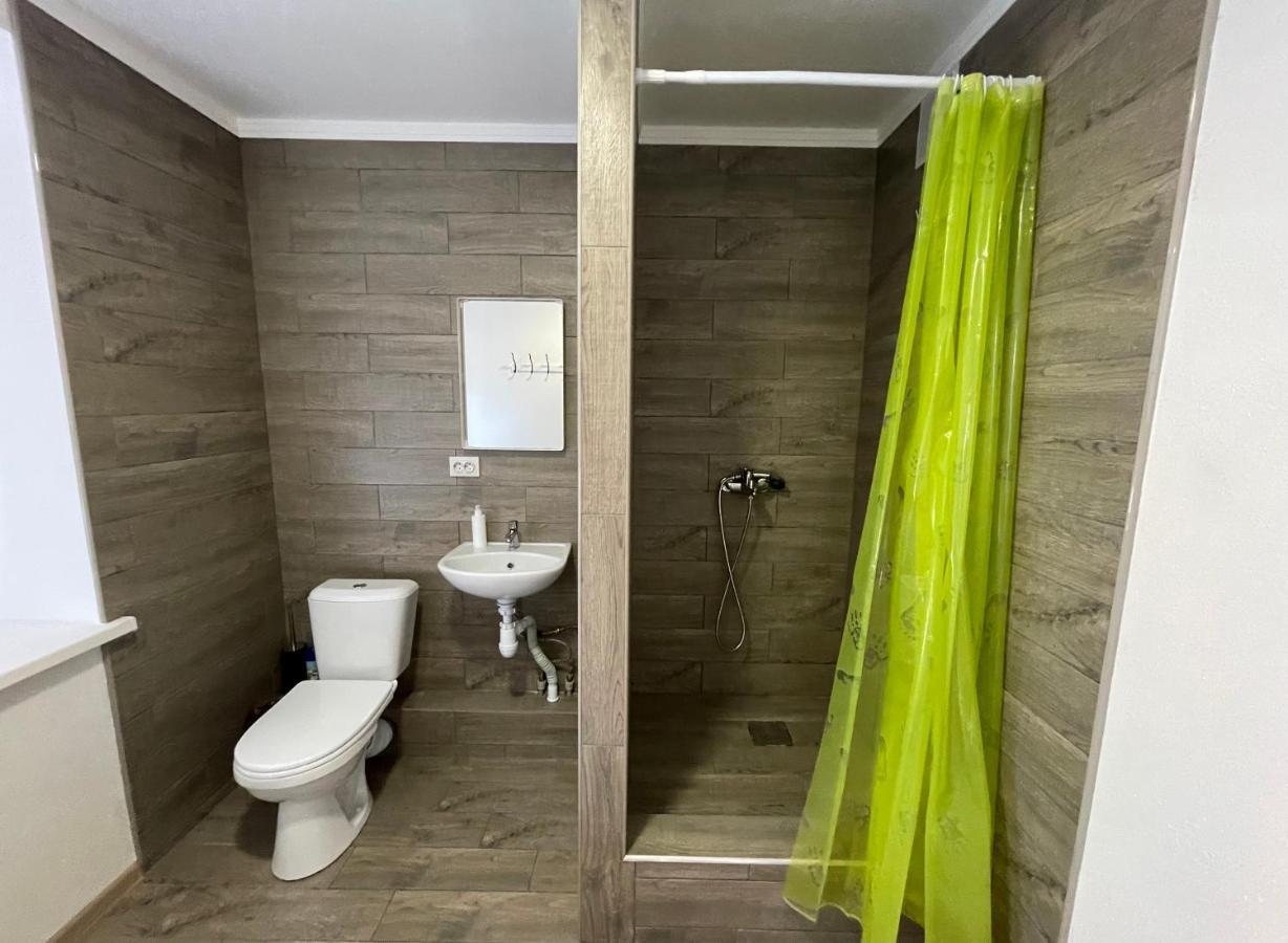 Gogol Mini Hotel Брест Екстер'єр фото