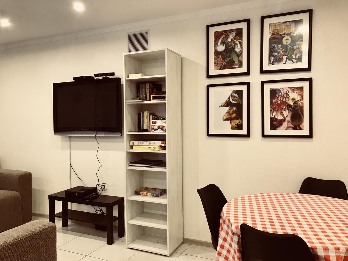 Gogol Mini Hotel Брест Екстер'єр фото